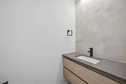 3704 Mount Pleasant Street #A/B, Houston, TX 77021 - Photo 11