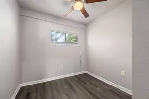 6138 Kenilwood Dr, Houston, TX 77033 - Photo 13