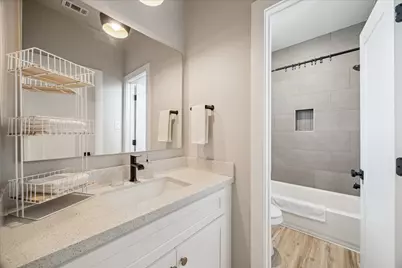 5818 Francis Oak Place, Houston, TX 77091 - Photo 15