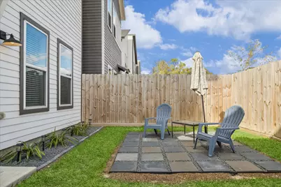 5818 Francis Oak Place, Houston, TX 77091 - Photo 17