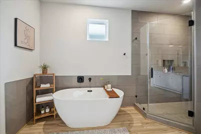 5818 Francis Oak Place, Houston, TX 77091 - Photo 11