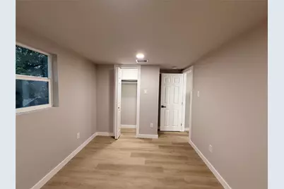 5238 Pease St #4, Houston, TX 77023 - Photo 15