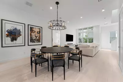 5854 E Post Oak Lane, Houston, TX 77055 - Photo 3