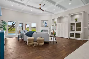 323 Olympic Dr, Rockport, TX 78382 - Photo 7