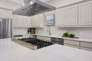 323 Olympic Dr, Rockport, TX 78382 - Photo 17