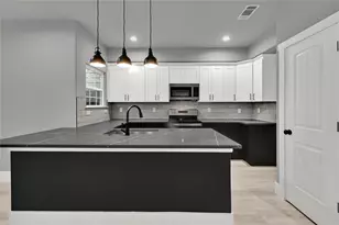 7415 Hezekiah Ln, Houston, TX 77088 - Photo 5