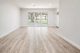 2400 Carrington St, Bay City, TX 77414 - Photo 5