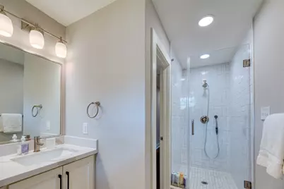 1814 Tattenhall Drive, Houston, TX 77008 - Photo 31