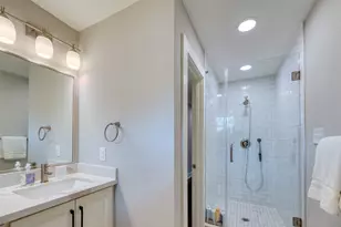 1814 Tattenhall Dr, Houston, TX 77008 - Photo 31