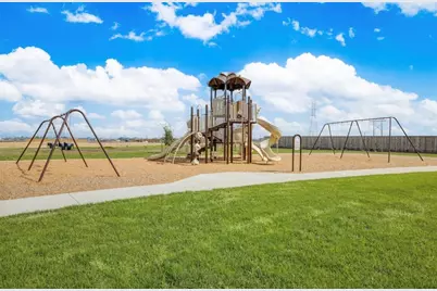 9103 Estes Lakes Dr, Baytown, TX 77521 - Photo 7