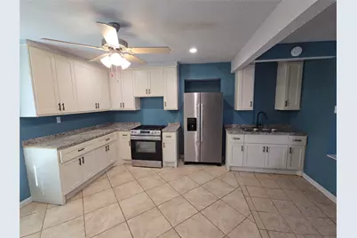 9010 Linda Vista Road #B, Houston, TX 77078 - Photo 5