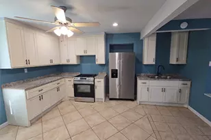 9010 Linda Vista Rd, Houston, TX 77078 - Photo 5