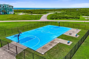 4231 Pointe W Dr, Galveston, TX 77554 - Photo 45