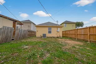 5637 Lotus St, Houston, TX 77085 - Photo 29