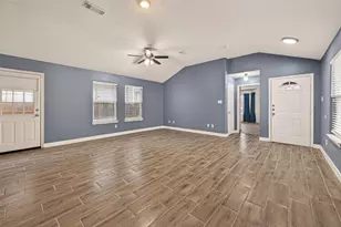 5637 Lotus St, Houston, TX 77085 - Photo 5
