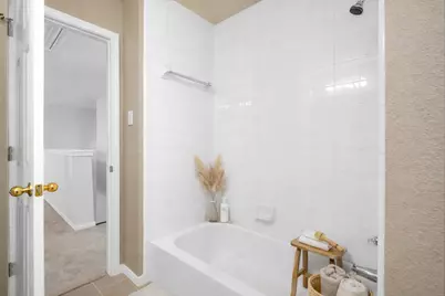 10806 Shell Creek Court Court, Houston, TX 77064 - Photo 21