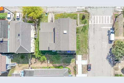 1002 Sealy Street, Galveston, TX 77550 - Photo 7