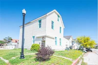 1002 Sealy Street, Galveston, TX 77550 - Photo 1