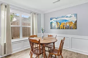 1934 Round Lake Dr, Houston, TX 77077 - Photo 9