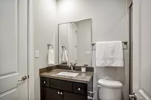 1032 W 26th St, Houston, TX 77008 - Photo 39