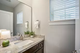 1032 W 26th St, Houston, TX 77008 - Photo 41