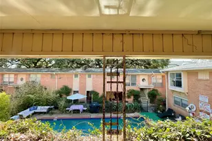 3420 Mt Vernon St, Houston, TX 77006 - Photo 11