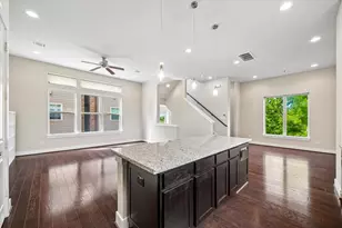 2103 Patterson St, Houston, TX 77007 - Photo 9