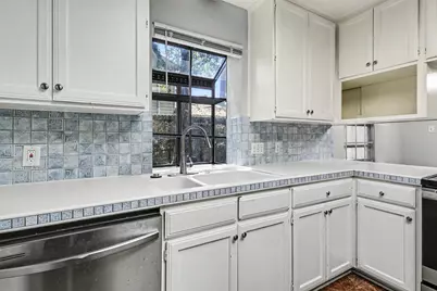 5918 Pine Arbor Drive, Houston, TX 77066 - Photo 11