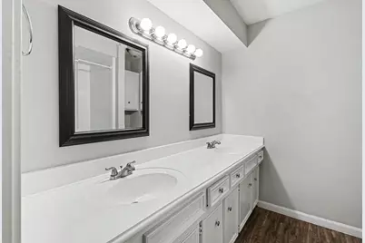 5918 Pine Arbor Drive, Houston, TX 77066 - Photo 37