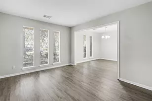 5918 Pine Arbor Dr, Houston, TX 77066 - Photo 17