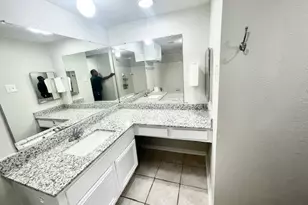 12200 Overbrook Ln, Houston, TX 77077 - Photo 25