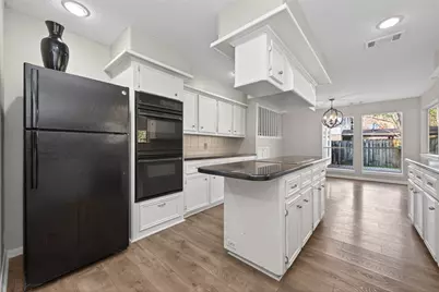 2706 Woodland Grove Drive Drive, Houston, TX 77339 - Photo 19
