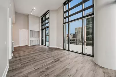 9757 Katy Freeway #2014, Houston, TX 77024 - Photo 7