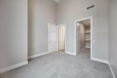 9757 Katy Freeway #2014, Houston, TX 77024 - Photo 11