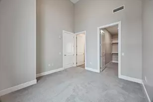 9757 Katy Freeway, Houston, TX 77024 - Photo 11
