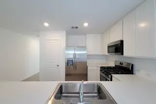 25588 Rose Creek Dr, Cleveland, TX 77328 - Photo 9