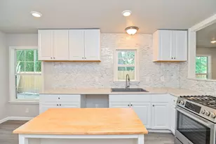 4714 Nichols St, Houston, TX 77020 - Photo 9