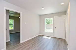 4714 Nichols St, Houston, TX 77020 - Photo 13