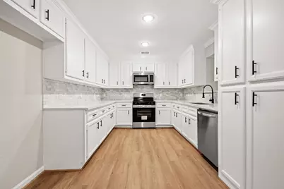3021 8th Avenue N, Texas City, TX 77590 - Photo 5