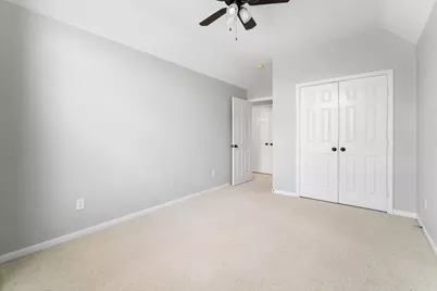8026 Loyel Pointe Drive, Houston, TX 77064 - Photo 17