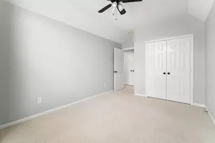 8026 Loyel Pointe Dr, Houston, TX 77064 - Photo 17