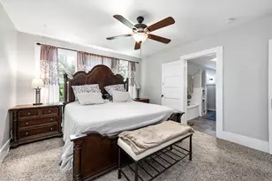 600 S Walker St, Angleton, TX 77515 - Photo 27