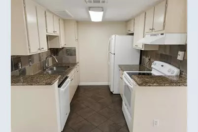 2250 Bering Drive #68, Houston, TX 77057 - Photo 3