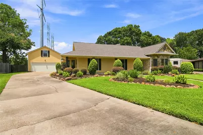 2118 Canterbury Court, Deer Park, TX 77536 - Photo 3