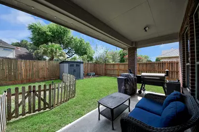 4802 Lakefront Terrace Court, Pearland, TX 77584 - Photo 13