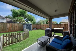 4802 Lakefront Terrace Ct, Pearland, TX 77584 - Photo 13