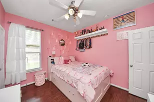4802 Lakefront Terrace Ct, Pearland, TX 77584 - Photo 17