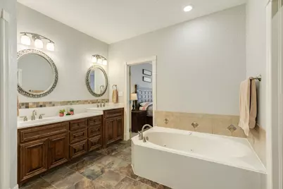 4913 Hickory Lane, Bay City, TX 77414 - Photo 17