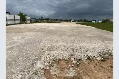 3461 Road 5725, Cleveland, TX 77327 - Photo 3
