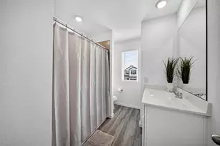 914 Moon Drop Ln, Houston, TX 77090 - Photo 17
